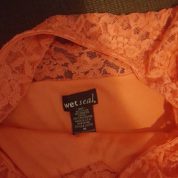 Coral club dress. - Picture 3 of 3